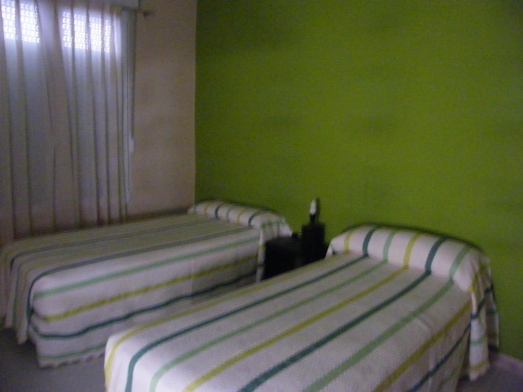Pension Corona Сарагоса Номер фото